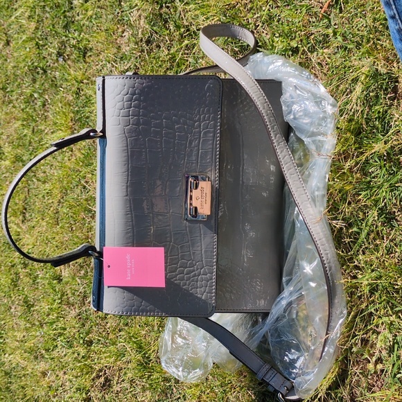 kate spade Handbags - Kate Spade Doris Knightsbridge Grey Crocodile Emboss Leather Crossbody Satchel